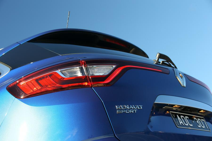 Детали экстерьера Renault Megane Wagon GT 2017 года  (AU) (фото 15 из 26)